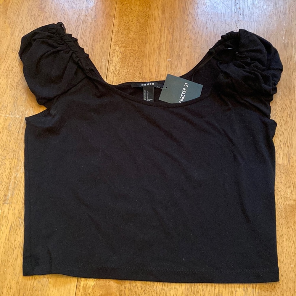 Forever 21 black knit top off shoulder NWT cropped so cute size Large